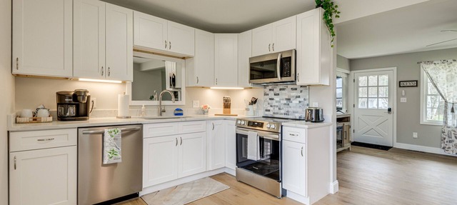 Bernardston Home Near Northfield Mount Hermon!