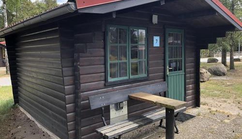 Bernsteinsee Home and Ferien Small Forest Chalet
