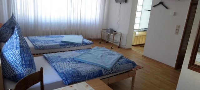 Beta Rooms