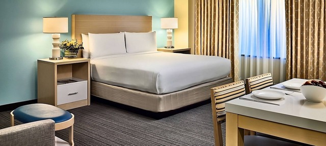 Better Choice For Your Vacation! Accessible location and Spacious unit awaits