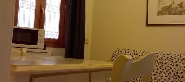 BETWEEN ARNO AND PIAZZALE MICHELANGELO, 15 minutes on foot from Ponte Vecchio. Wifi