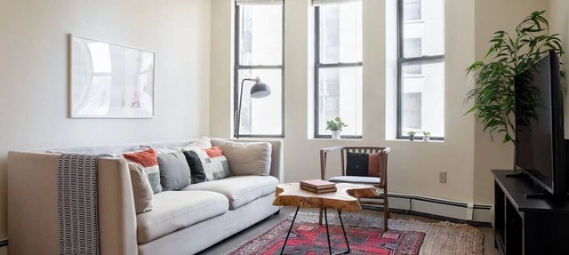 Big Bright Windows with great views of the city - Centrally located. Walk anywhere, MBTA nearby.