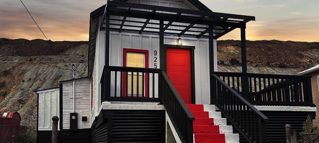 Bisbee Bungalow Games, Arcade & Mountain Views
