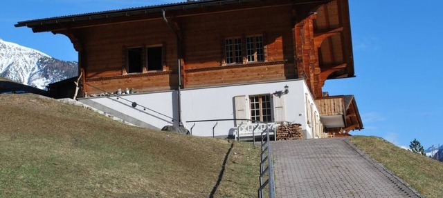 Blick auf herrliche Bergwelt by Interhome