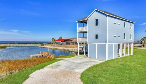 Blissful Blue Oasis- Waterfront in Treasure Island