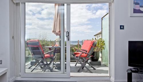 Blue Bay, Marazion