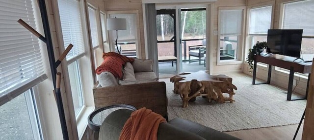 Bobcat Cabin