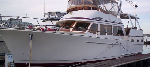 Boston Harbor Waterfront Yacht Escape near Freedom Trail 2B/2B sleeps 6 AC/Heat