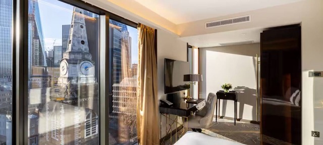 Botolph Corner Suite at Hotel Saint—Near Tower Bridge and the British Museum