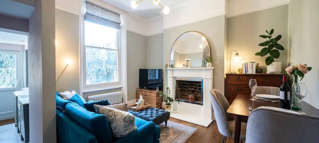 Boutique apartment 15 mins bus to Central London - Pass the Keys