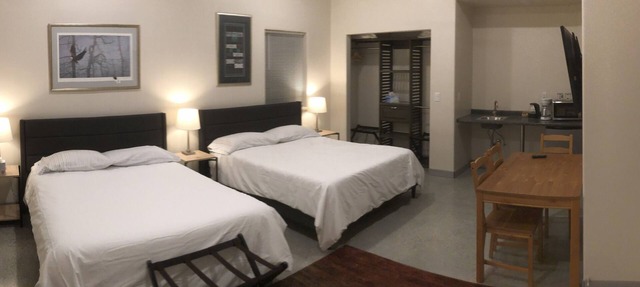 BRAND NEW! Fully ADA Accessible sleeps 4 comfortably. 10 minutes from Fairbanks