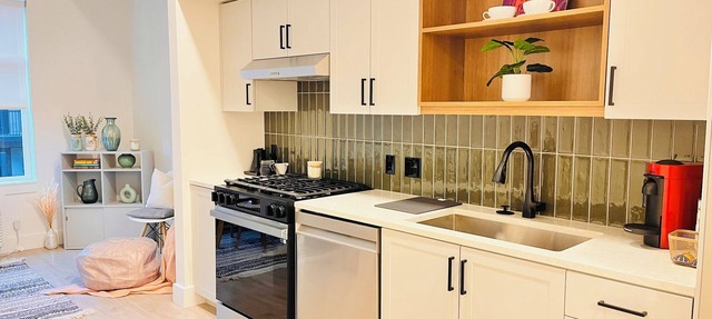 Brand-New Slabtown 1BR with Luxury Amenities, Fully-equipped Gym & Co-Work Space