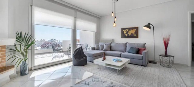 Bright 3bdr Apt with Roofgarden, Jacuzzi