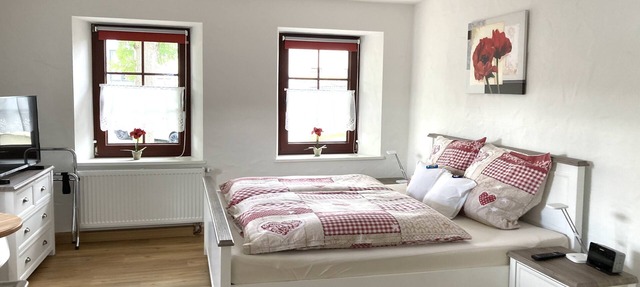Bright, beautiful double room with a wide view in a quiet location