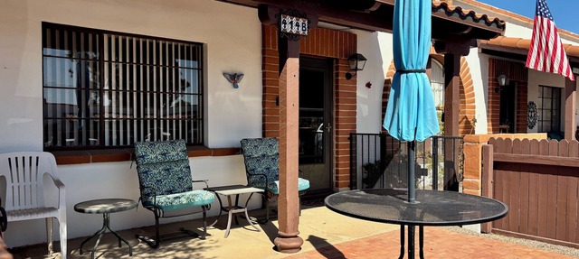 Bright & Cozy One Bedroom One Bath Villa in a 55+ Community