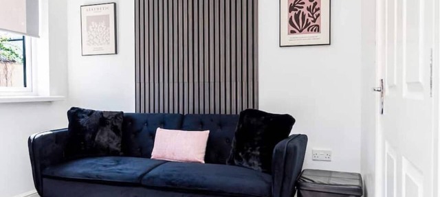 Bright Elms 1 | Sleeps 7 | Free Parking
