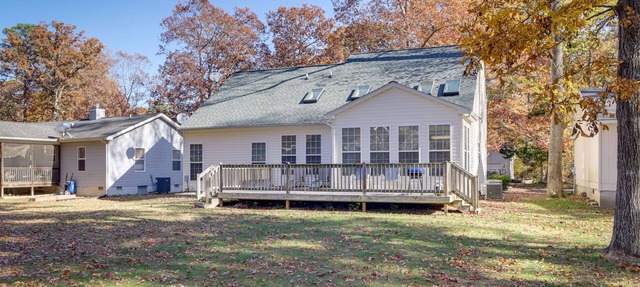 Bright Greenbackville Vacation Home w/Game Room