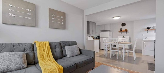 Bright Modern Open Layout 2nd Flr Short to MidTerm