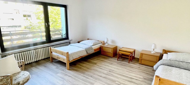 Bright, quiet apartment with a view of the countryside