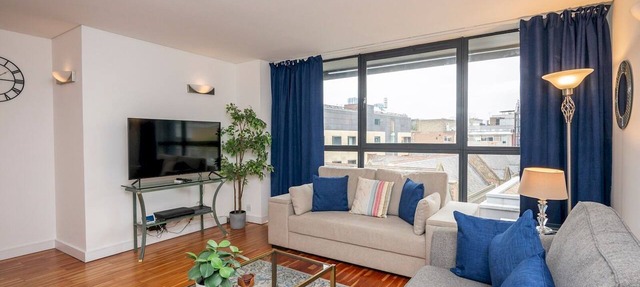 Bright Spacious Flat in Central London | Sleeps 6 - Pass the Keys