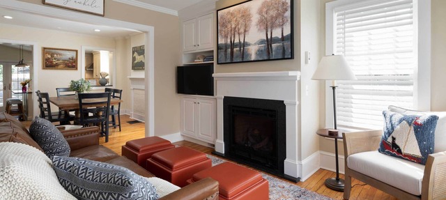 'Brooke House' In The Heart of Downtown w/Patio!