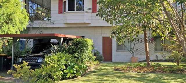 Broulee Pet Friendly Coastal Delight
