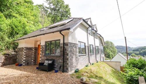 Bryn Golau