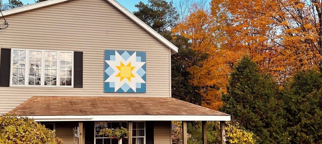 Bubar Barn - screen porch, deck, + parking