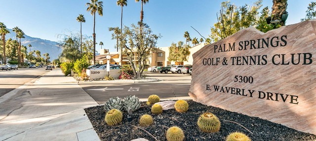 Budget-friendly - South Palm Springs Golf and Tennis Club Condo