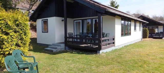 Bungalow in Eifelpark near Kronenburger Lake