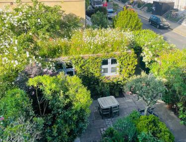 Camden Town Garden Cabin