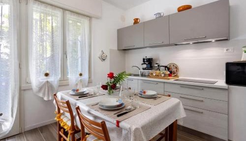 CASA DI LUCY E MAX - cir 108012-LNI-00010,cod. struttura T00561