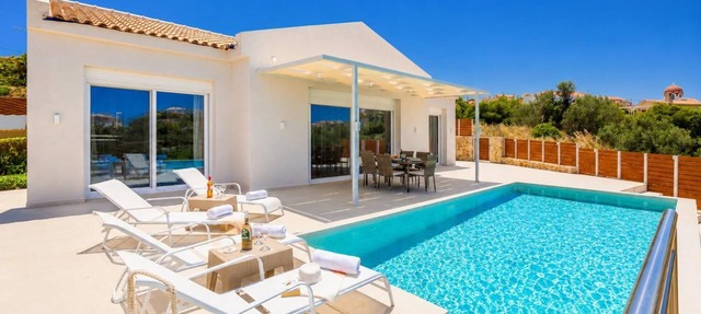 Casa di Pietra - Two Bedroom Villa, Sleeps 4