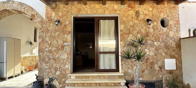Casa Disa -splendid beachfront house in the beautiful Bay of Cornino, Trapani.