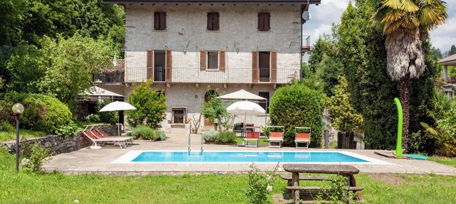 Casa Frey apt. 3 room apartment on Lake Orta with garden and swimming pool