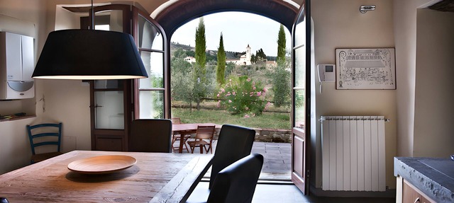 Casa Leonardo Flat – Vacation Home with Pool in Vinci, Near Florence