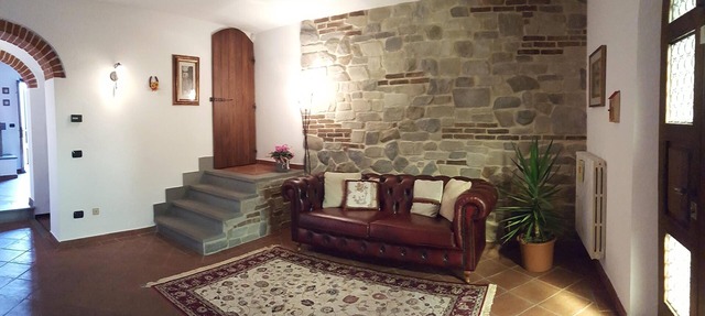 Casa Leonardo in the Tuscan countryside near Florence Prato and Pistoia