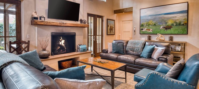 Casa Sanchez | Modern Pueblo-Style Retreat