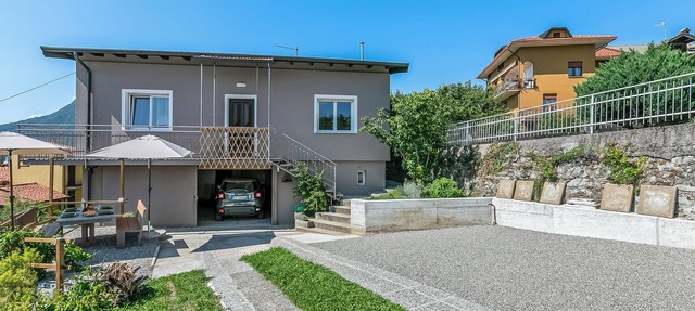 Casa Tramonti, Gemonio, Italy