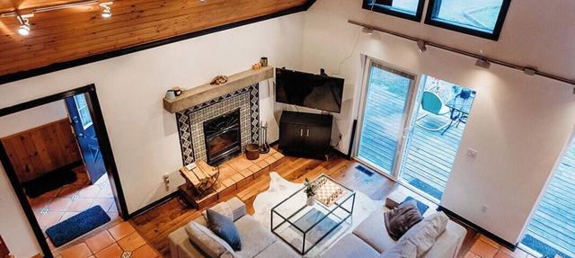 Catskill Forest A-Frame: Wood Fired Hot Tub, Sauna, Stars!