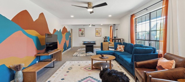 Central BBQ Haven: 4bd - Games - Outdoor Movie