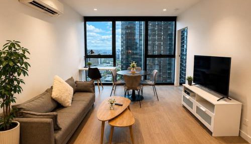 Central Melbourne Comfort 2BR City Stay