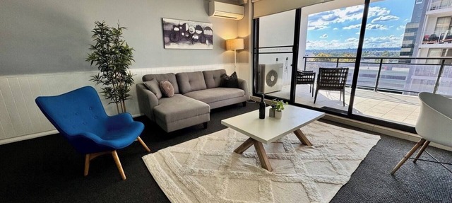 Central Parramatta 2BR | Steps from Train and Shops
