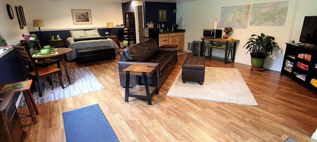Centrally located studio
