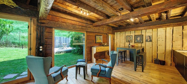 Chalet 'Cedä M House' with Mountain View, Shared Terrace and Wi-Fi