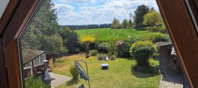 Chalet in Freilingen Blankenheim with pool and close to the lake in the middle of nature