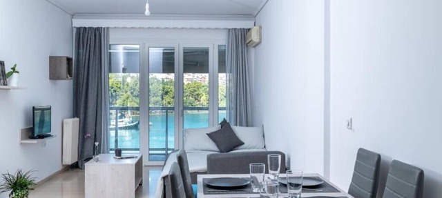 Chalkis Old Bridge (Evripos)- Sea View Apartment