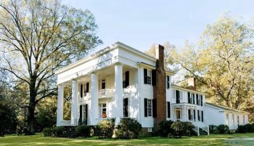 Chantilly Bed and Breakfast