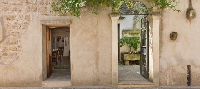 Characteristic historic home for 4/Puglia