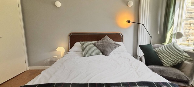 Charming 1 bed flat with extra study and sofabed